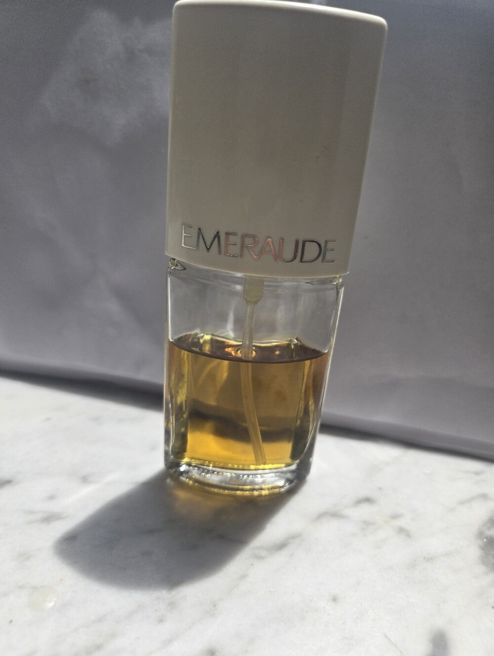 Emeraude Vintage Spray Perfume - Amber Liquid
